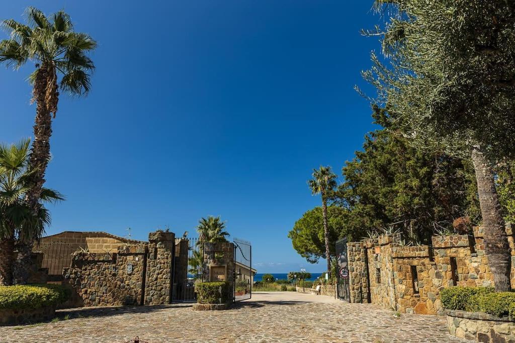 Vila Casa Al Mare Dei 7 Emiri Cefalù Exteriér fotografie