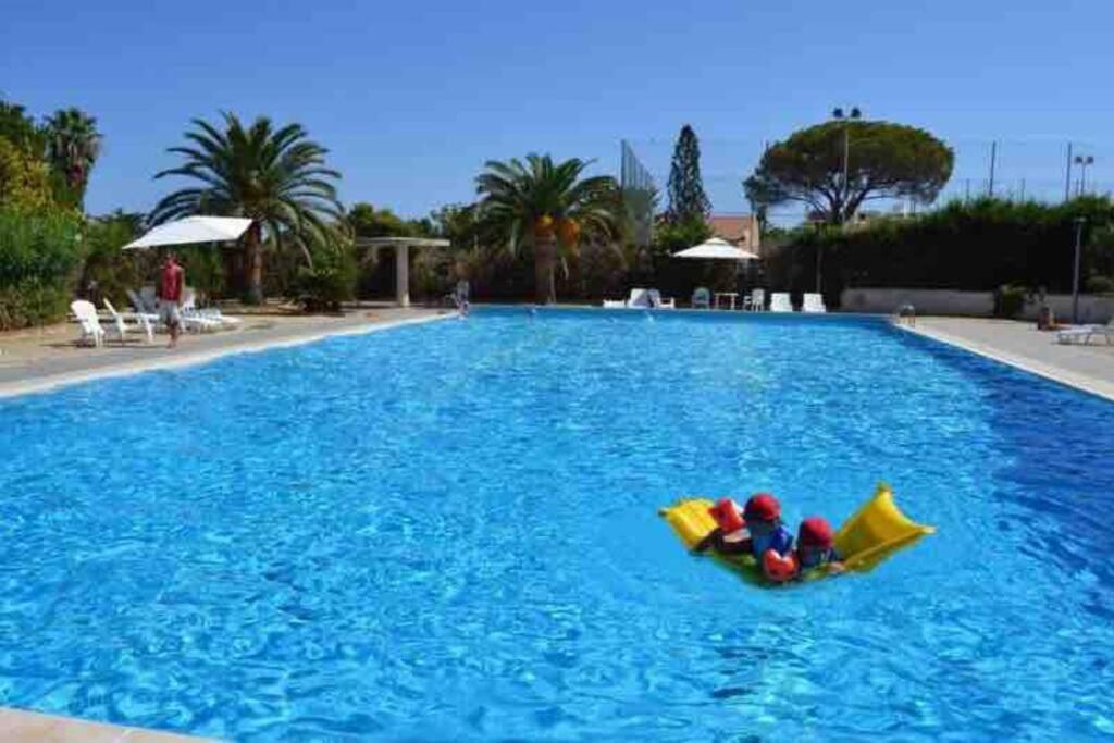 Vila Casa Al Mare Dei 7 Emiri Cefalù Exteriér fotografie