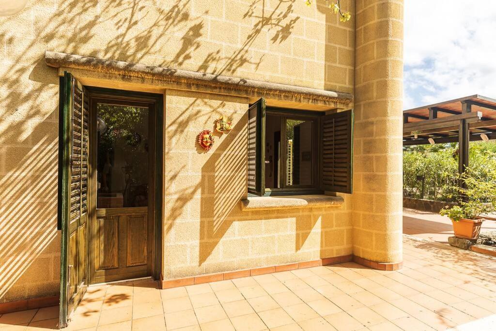Vila Casa Al Mare Dei 7 Emiri Cefalù Exteriér fotografie