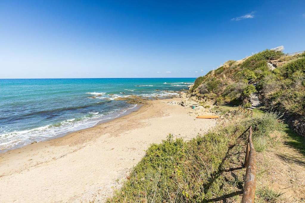 Vila Casa Al Mare Dei 7 Emiri Cefalù Exteriér fotografie