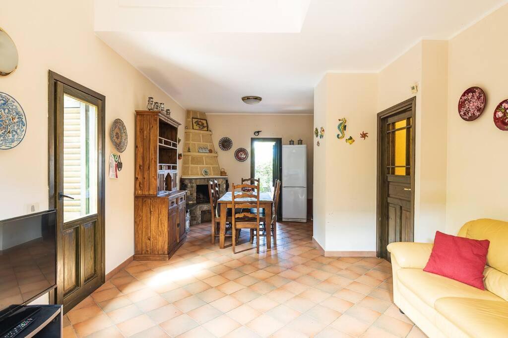 Vila Casa Al Mare Dei 7 Emiri Cefalù Exteriér fotografie